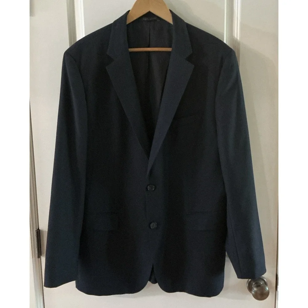 Hugo Boss 100% Virgin Wool Blazer 44R • Navy Blue • Two‑Button &‎ Dual Vent